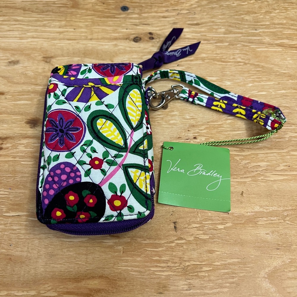 NWT Vera Bradley Viva la Vera All in One Wristlet Wallet ID Window Quilted